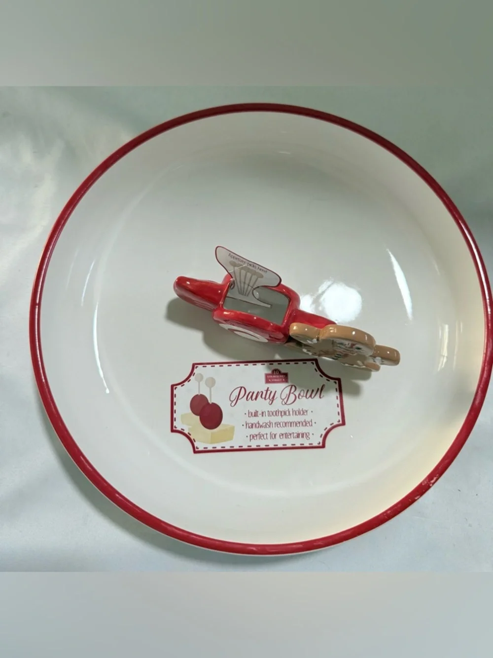 Whimsical Cupboards 10 Strawberry street Plate Gingerbread Toothpick Holder NEW